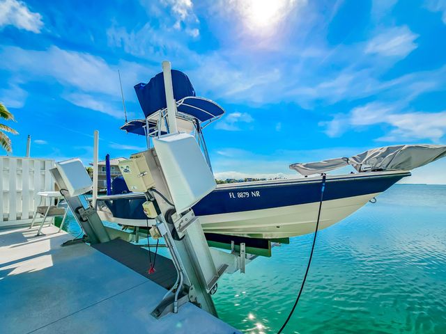 E 556 Caribbean Drive, Summerland Key, FL 33042