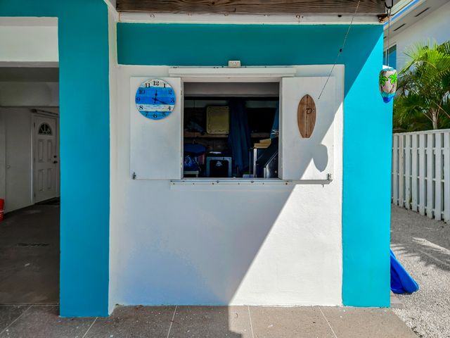 E 556 Caribbean Drive, Summerland Key, FL 33042