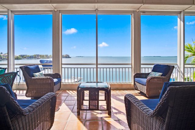 E 556 Caribbean Drive, Summerland Key, FL 33042