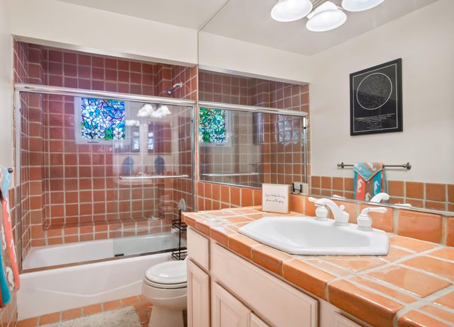 E 556 Caribbean Drive, Summerland Key, FL 33042