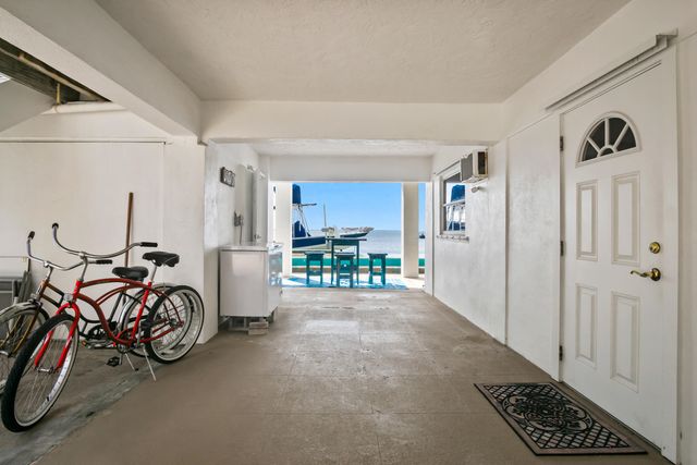 E 556 Caribbean Drive, Summerland Key, FL 33042