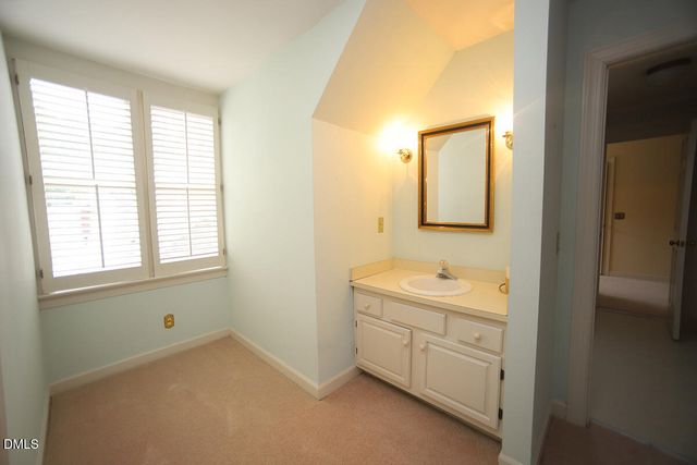 6013 Tenter Banks Square, Raleigh, NC 27609