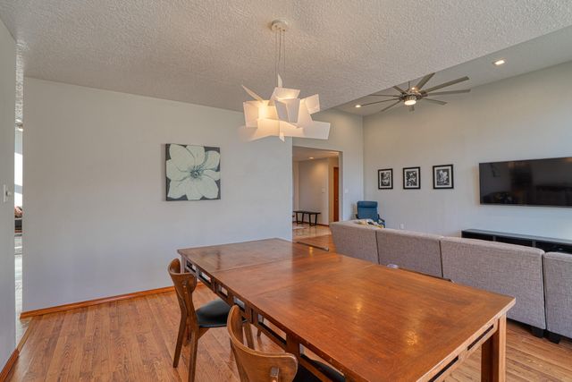 6120 Casa Feliz NE, Albuquerque, NM 87111