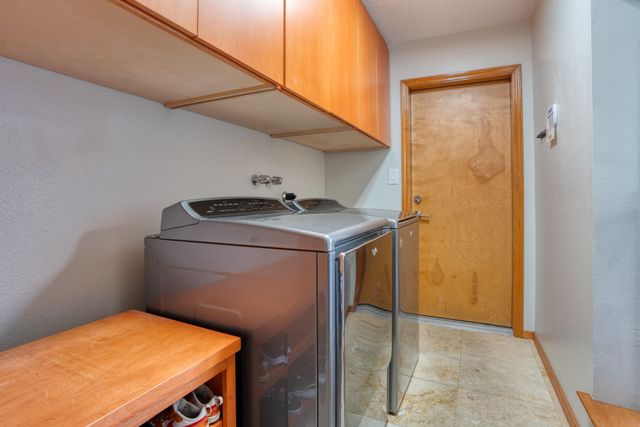 6120 Casa Feliz NE, Albuquerque, NM 87111