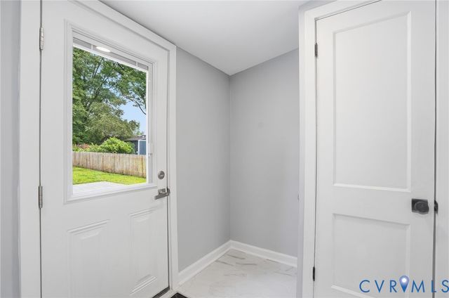 6929 Woodrow Ter, Richmond, VA 23228