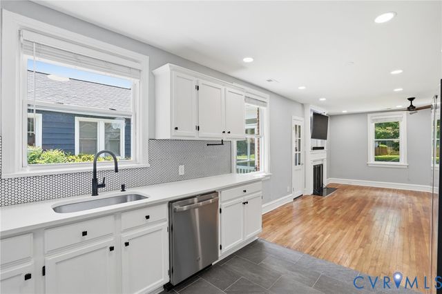 6929 Woodrow Ter, Richmond, VA 23228