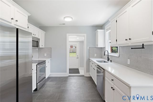 6929 Woodrow Ter, Richmond, VA 23228