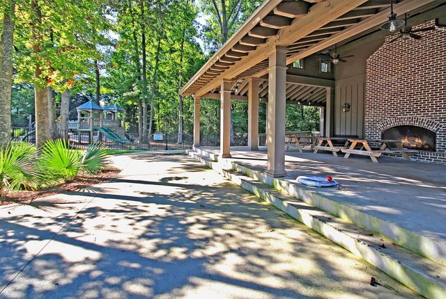 3005 Amberbrook Lane, Charleston, SC 29414