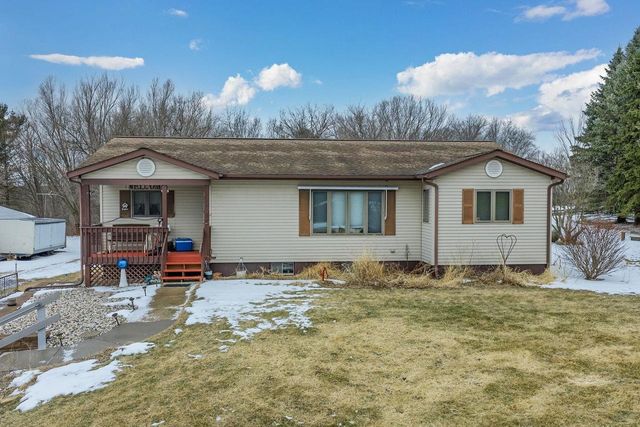 S175 La Valle Road, La Valle, WI 53941