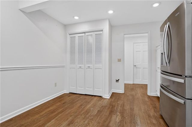 7223 Mission Road 103, Prairie Village, KS 66208