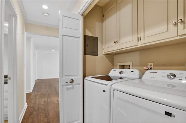 7223 Mission Road 103, Prairie Village, KS 66208