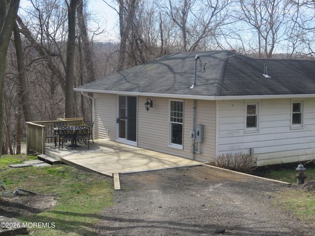 545 Cooper Road, Red Bank, NJ 07701