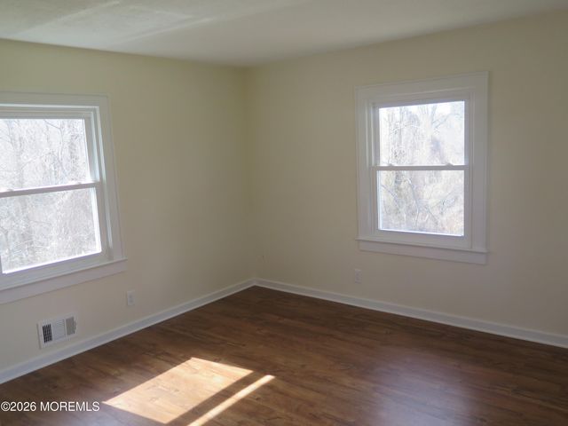 545 Cooper Road, Red Bank, NJ 07701