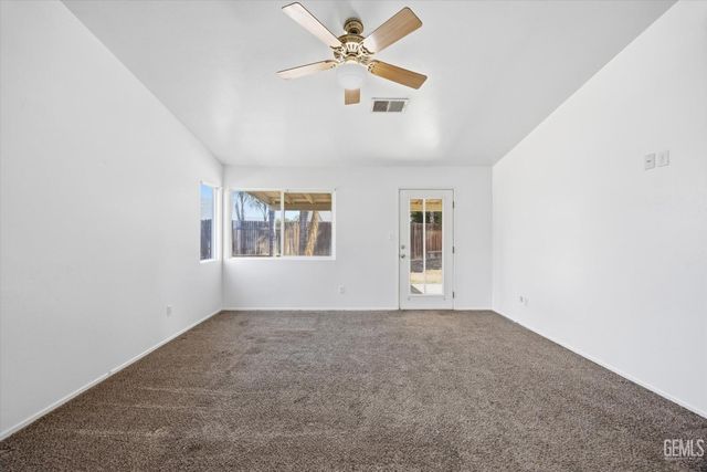 12208 Zion Court, Bakersfield, CA 93312