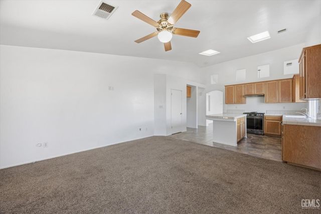 12208 Zion Court, Bakersfield, CA 93312