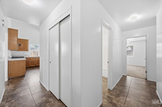 12208 Zion Court, Bakersfield, CA 93312