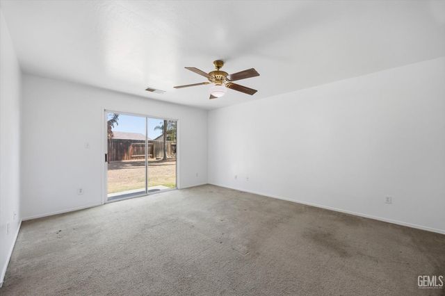 12208 Zion Court, Bakersfield, CA 93312