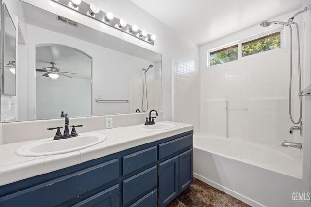 12208 Zion Court, Bakersfield, CA 93312