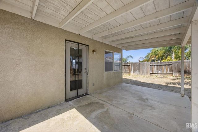 12208 Zion Court, Bakersfield, CA 93312