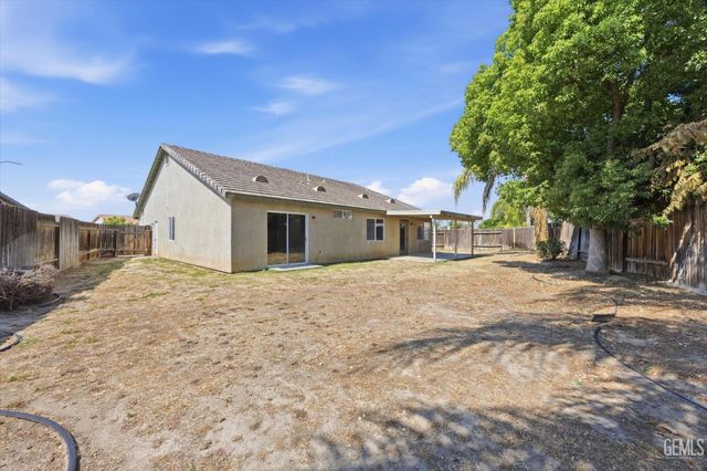 12208 Zion Court, Bakersfield, CA 93312
