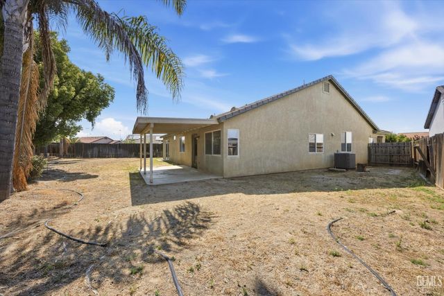 12208 Zion Court, Bakersfield, CA 93312