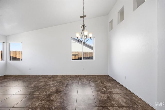 12208 Zion Court, Bakersfield, CA 93312