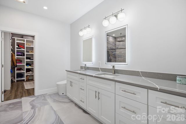 30 First Street, Canton, NC 28716