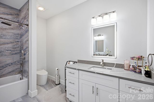 30 First Street, Canton, NC 28716