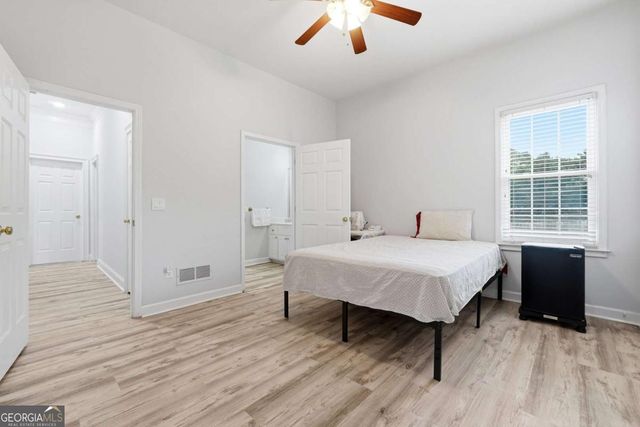 2860 Chardonnay Lane, Cumming, GA 30041