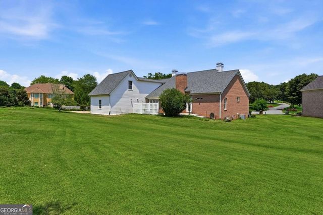 2860 Chardonnay Lane, Cumming, GA 30041
