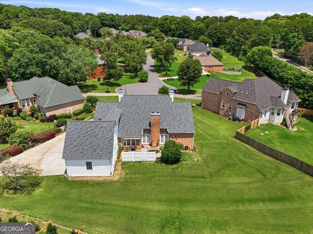 2860 Chardonnay Lane, Cumming, GA 30041