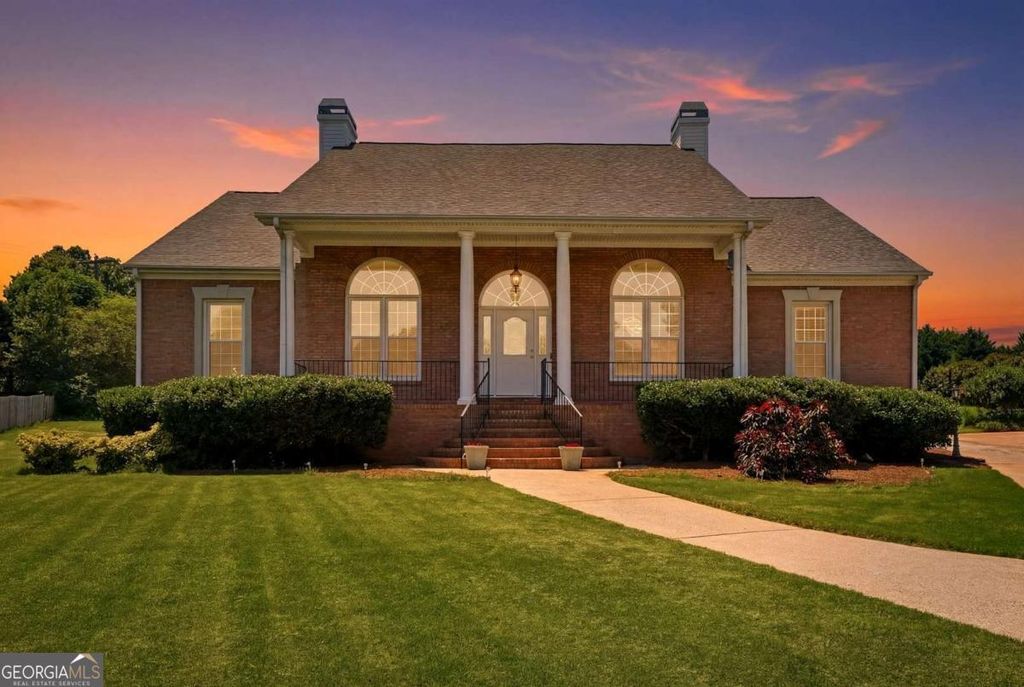 2860 Chardonnay Lane, Cumming, GA 30041