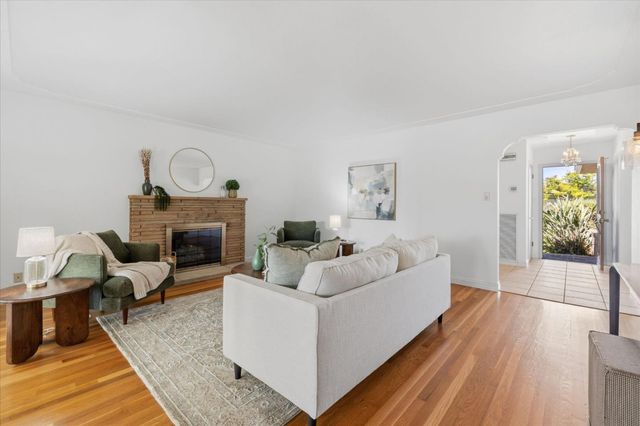 951 Fairfield Avenue, Santa Clara, CA 95050