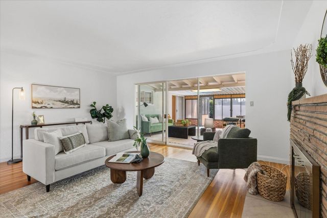 951 Fairfield Avenue, Santa Clara, CA 95050