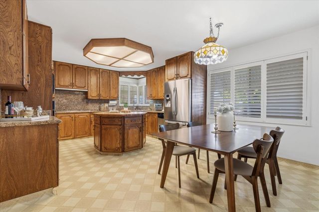 951 Fairfield Avenue, Santa Clara, CA 95050