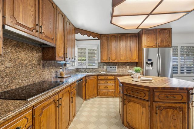 951 Fairfield Avenue, Santa Clara, CA 95050