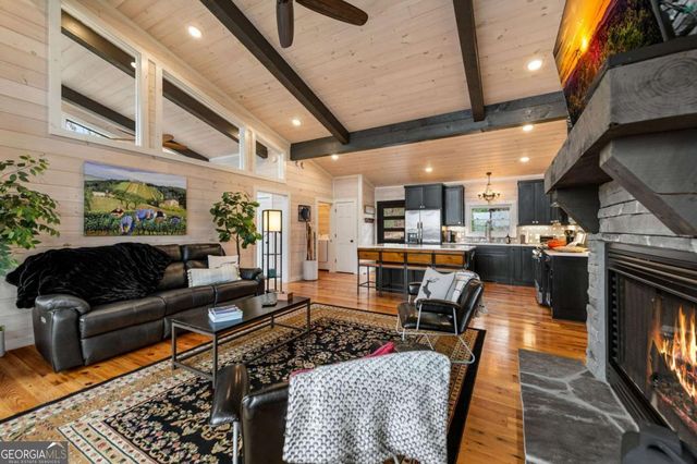 105 Snowy Road, Morganton, GA 30560