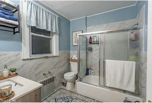 5 Hinrichs Pl 2, Bloomfield Twp., NJ 07003