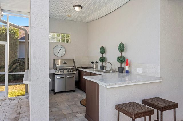 4302 FAIRCOURT DRIVE, Valrico, FL 33596