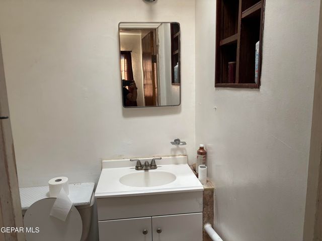 424 PECOS Street, El Paso, TX 79905