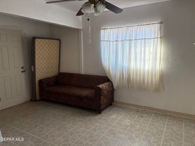 424 PECOS Street, El Paso, TX 79905