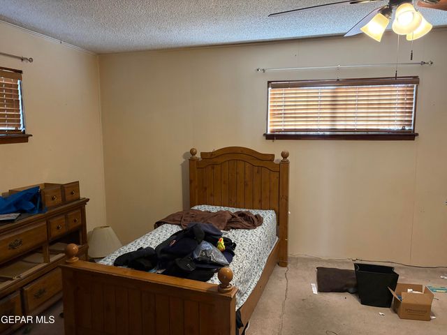 424 PECOS Street, El Paso, TX 79905