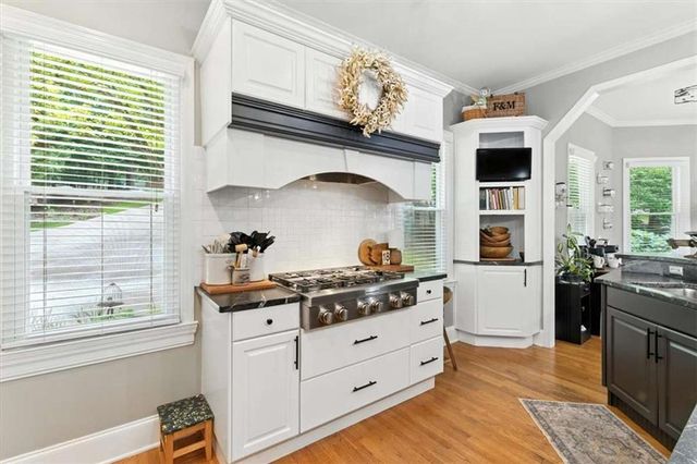 200 WATERFORD FALLS Drive, Canton, GA 30114