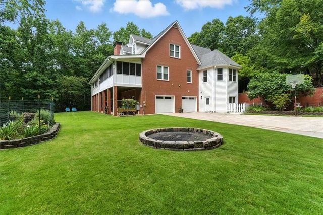 200 WATERFORD FALLS Drive, Canton, GA 30114