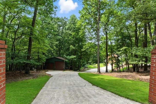 200 WATERFORD FALLS Drive, Canton, GA 30114