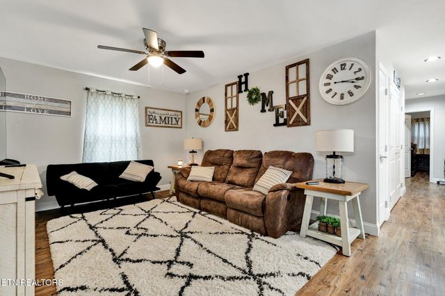 1042 SE Mccann Drive, Cleveland, TN 37311