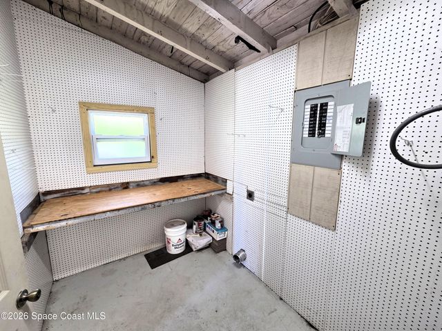2056 Little John Road, Melbourne, FL 32935