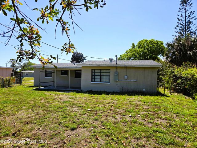 2056 Little John Road, Melbourne, FL 32935