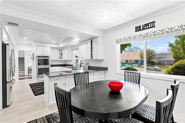 22509 Charlestown, Calabasas, CA 91302