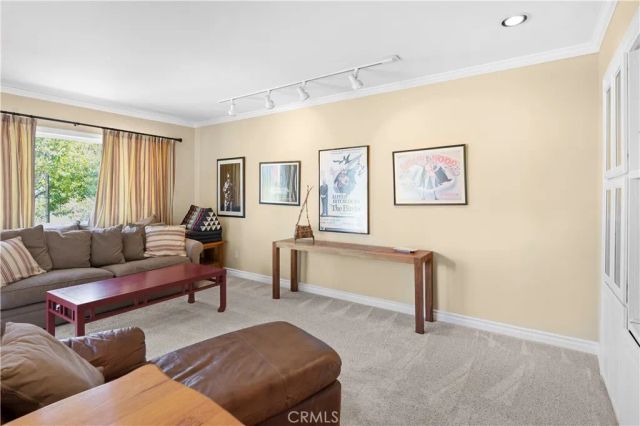 22509 Charlestown, Calabasas, CA 91302